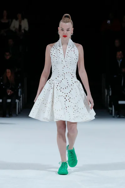 Look 5